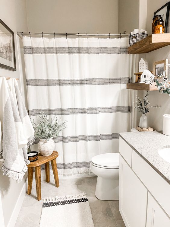 Simple Boho Farmhouse Bathroom Decor